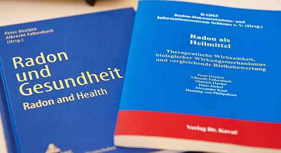 Radonbücher Gasteiner Heilstollen.