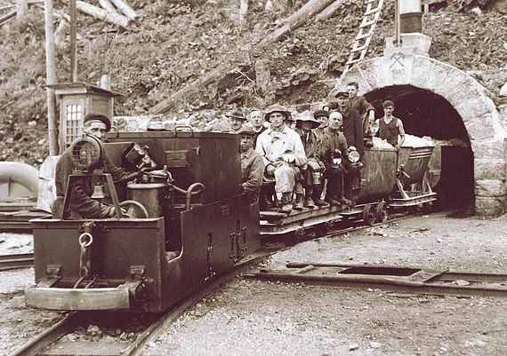 Historisches Bild Gasteiner Heilstollen.